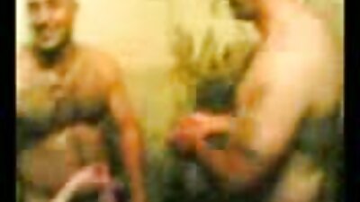 Nepredvidiva Latina u seksi donjem vešu dobija stvarno veliki kurac